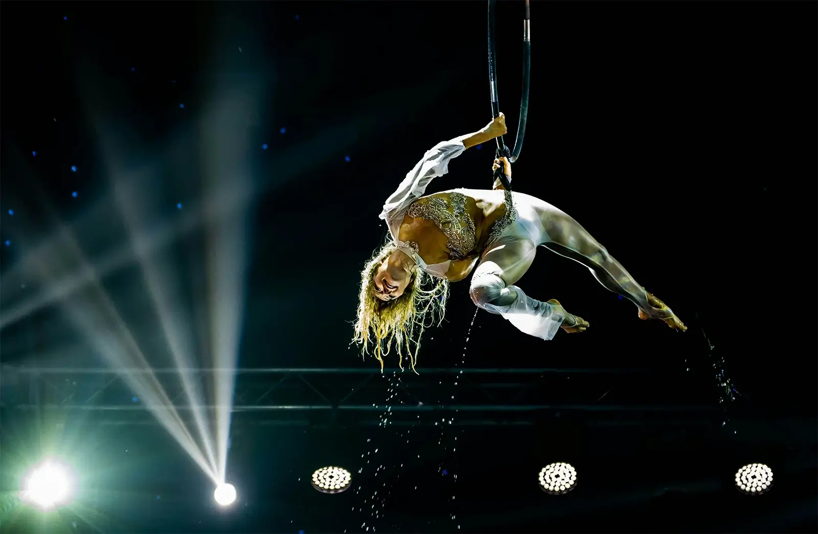 aerial performer
